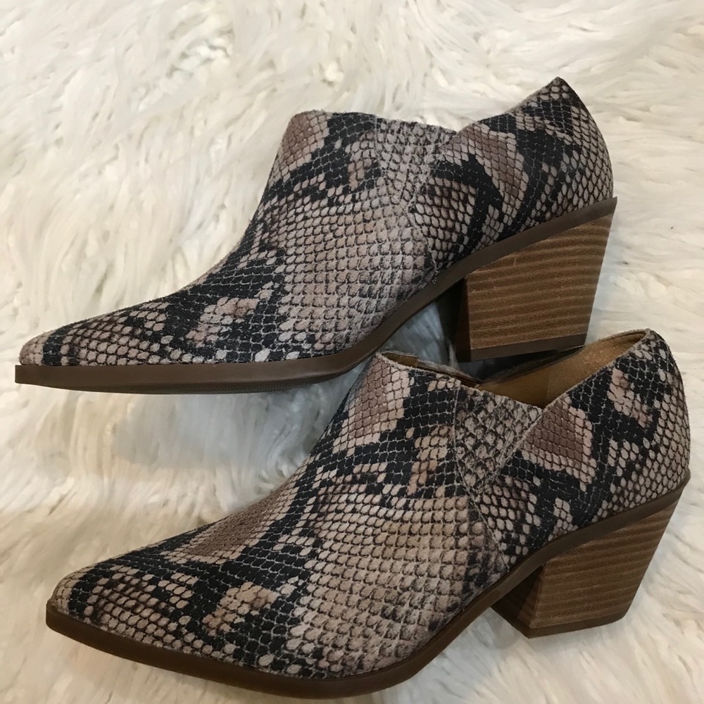 Lucky Brand Snake Print Ankle Boots Size 9.5
